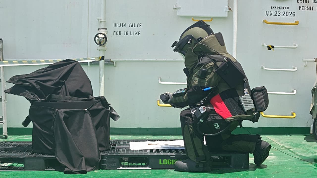 Indian Navy Safely Recovers Unexploded Missile Warhead From Merchant Tanker Off Kochi
